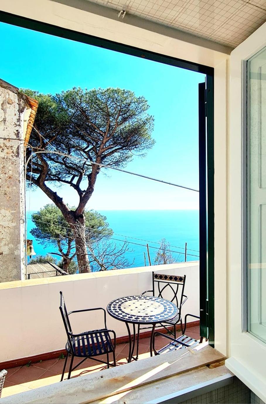 Blu Costiera Apartment *